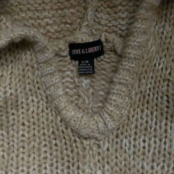 𝅺⭐️LOVE & Liberty Hooded Knit Sweater⭐️ - Picture 7 of 12